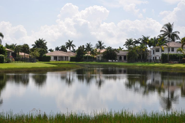 healthy community lake