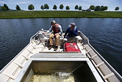Electrofishing_boat_Daily_Progress_c.jpg
