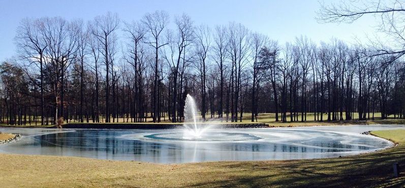 SOLitude Lake Management_Floating Fountain_Winter_e