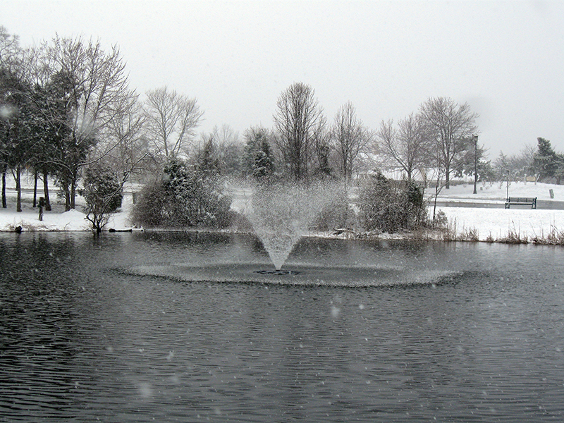 Winter_fountain_at_Ashely_Ridge_3.25.14_c