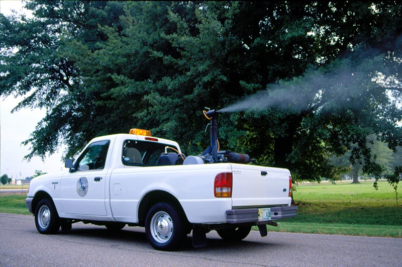 mosquito_control_spray_truck_c