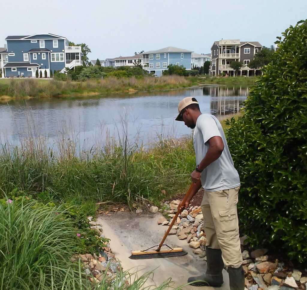 stormwater-pond-maintenance