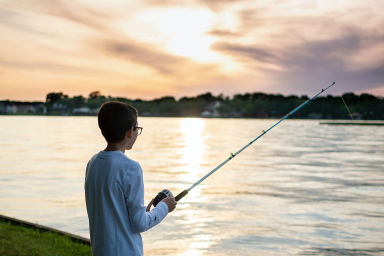 family fishing - pond fishing - lake fishing - hobby fishing - trophy fishery - fish services - fish stocking - electrofishing - fish feeders - fish prey - grow big fish - bass fishing - pond liming 17