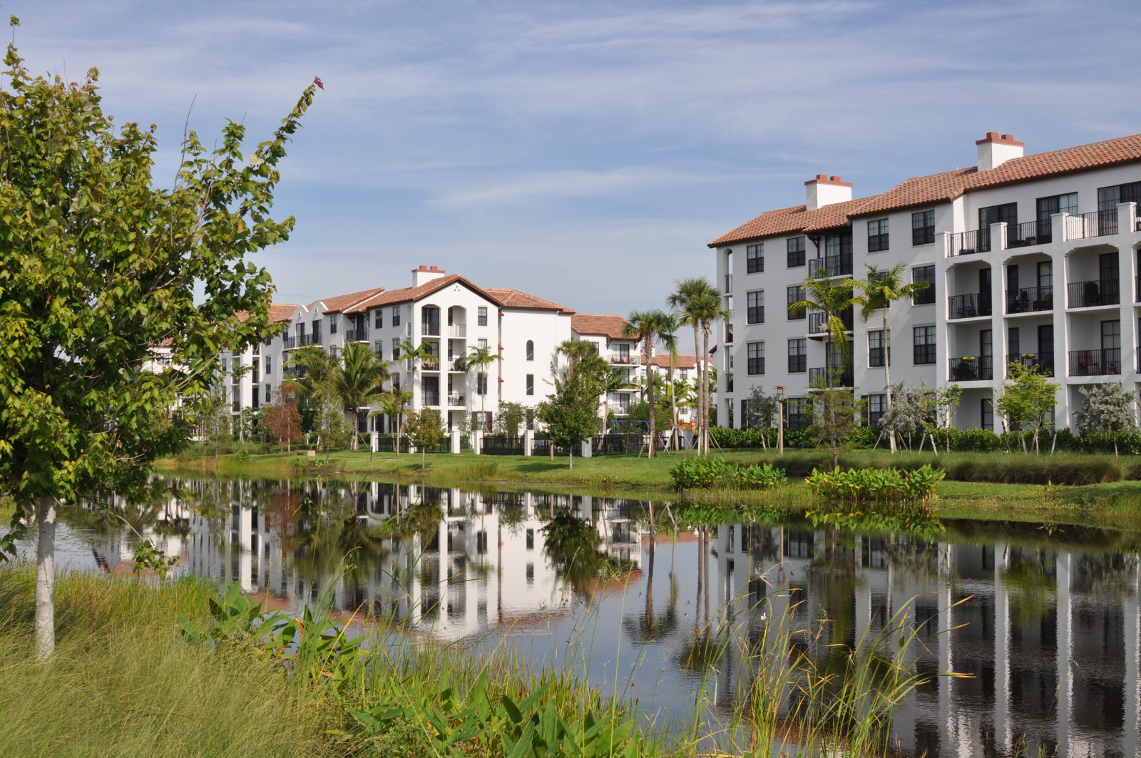 apartment-community-lake-pond-management