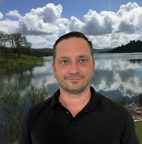 headshot-ajay-jones-business-development-consultant-northern-california